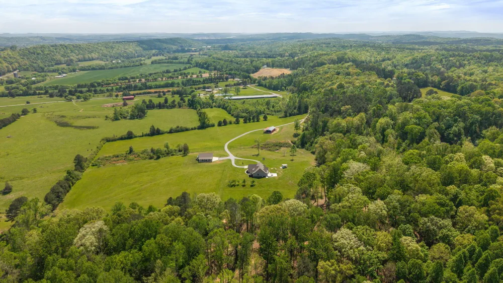 1809 County Road 50 Riceville, TN 37370