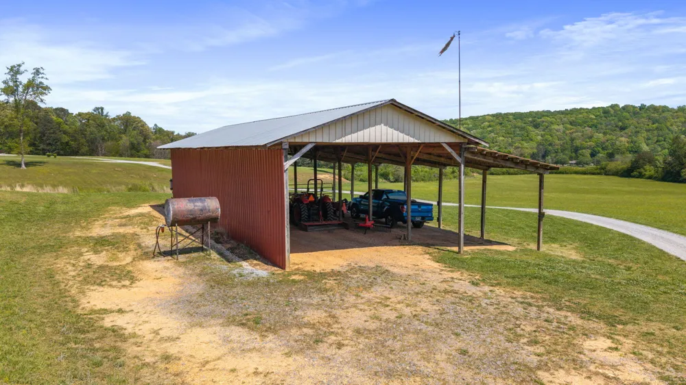 1809 County Road 50 Riceville, TN 37370