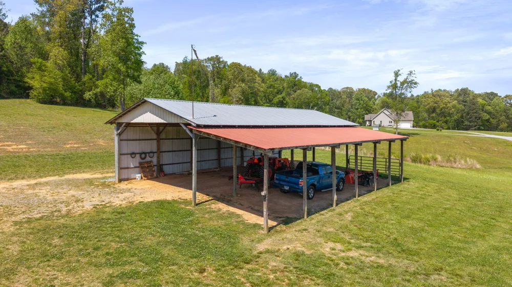 1809 County Road 50 Riceville, TN 37370
