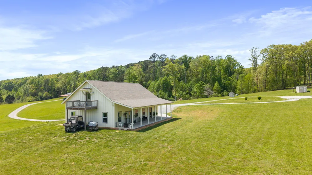 1809 County Road 50 Riceville, TN 37370