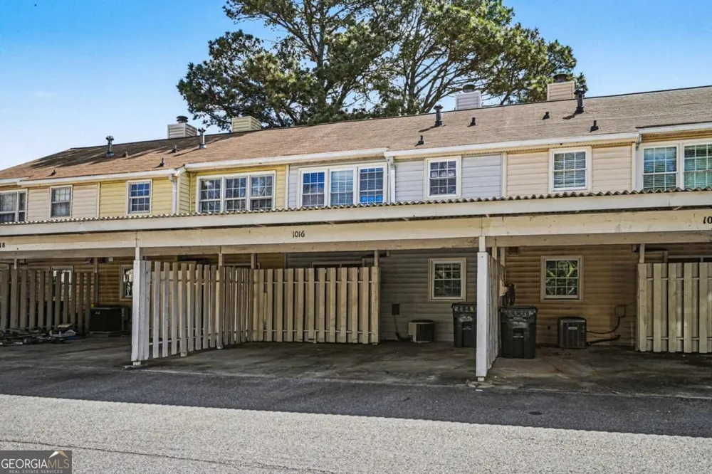 1016 Old Holcomb Bridge RD Roswell, GA 30076