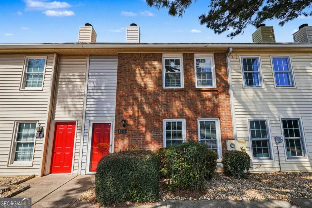 1016 Old Holcomb Bridge RD Roswell, GA 30076
