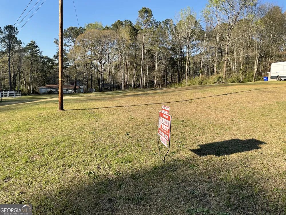 7203 woodland AVE Covington, GA 30014
