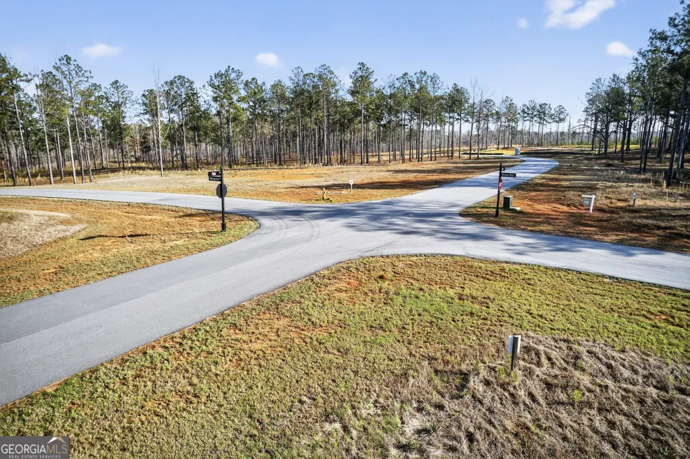 250 Chimney Rock TRL NE Milledgeville, GA 31061