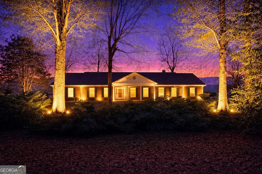 130 Apple Blossom LN Summerville, GA 30747