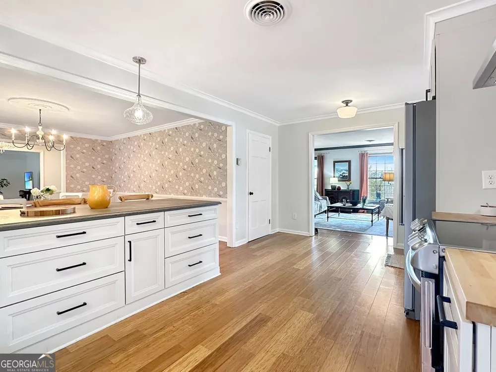 130 Apple Blossom LN Summerville, GA 30747
