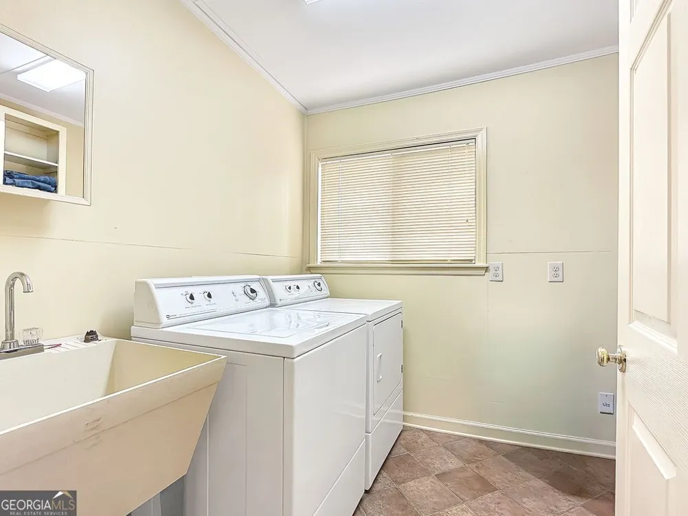 130 Apple Blossom LN Summerville, GA 30747