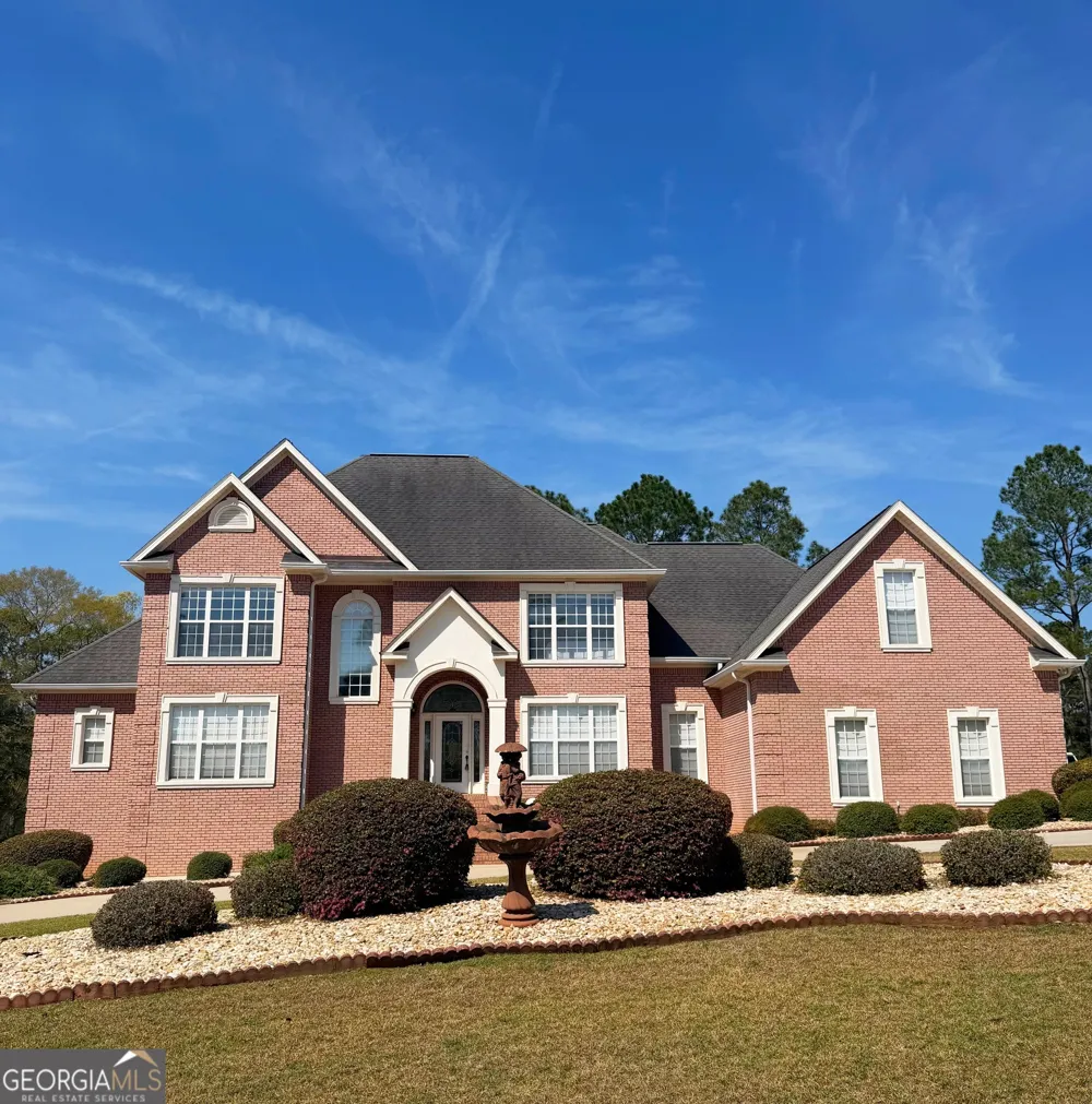 22 Savannah CIR Hawkinsville, GA 31036