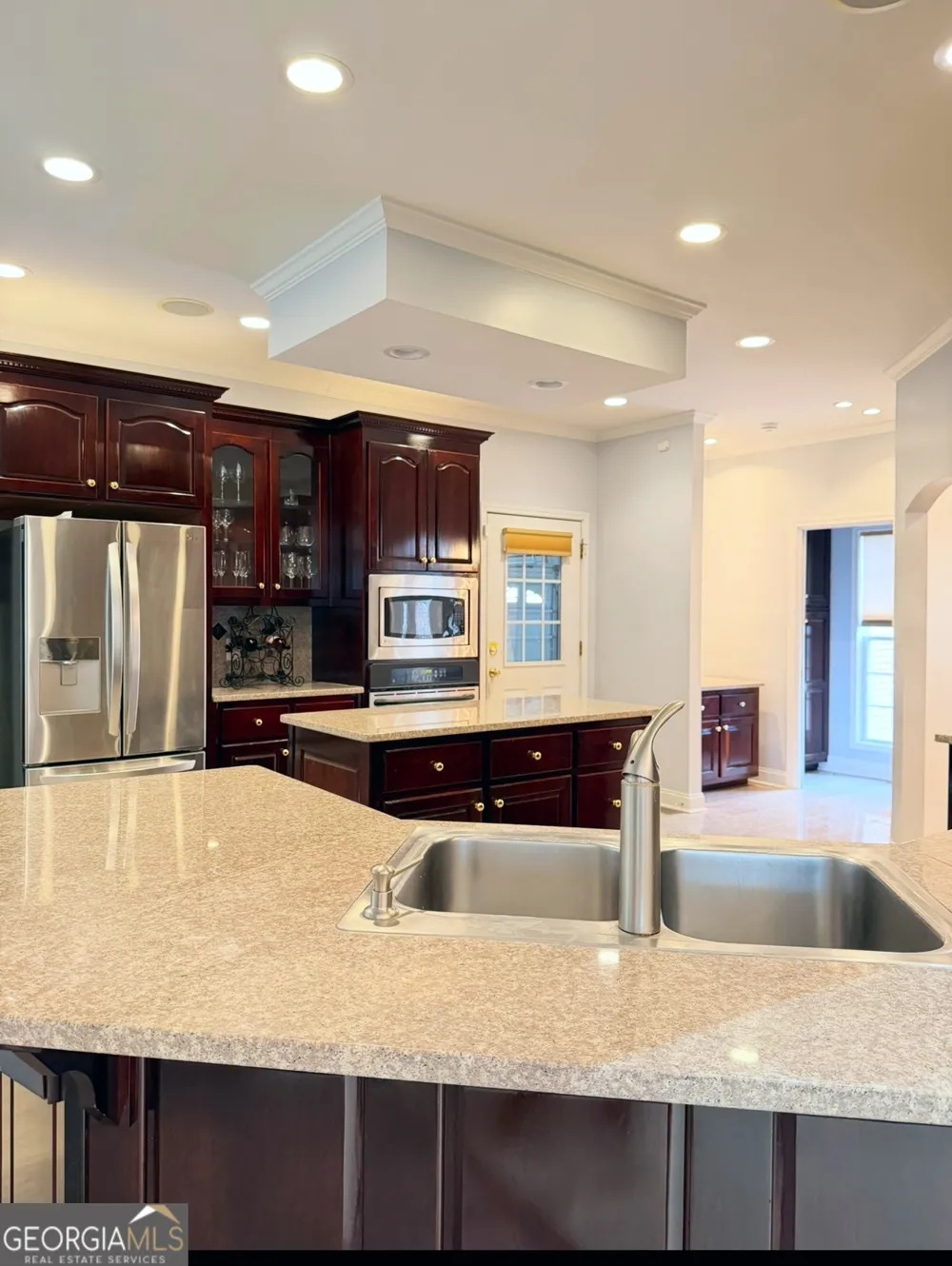 22 Savannah CIR Hawkinsville, GA 31036