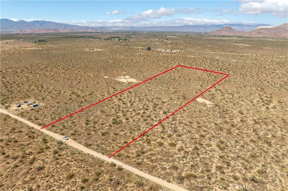 Champagne Avenue Mojave, CA 93501