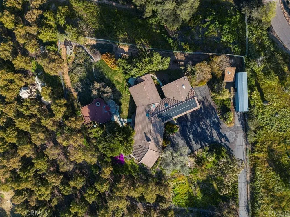 15735 Highland Valley Road Escondido, CA 92025