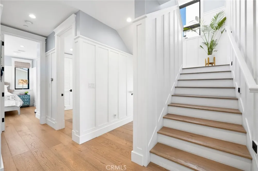 201 Opal Avenue Newport Beach, CA 92662