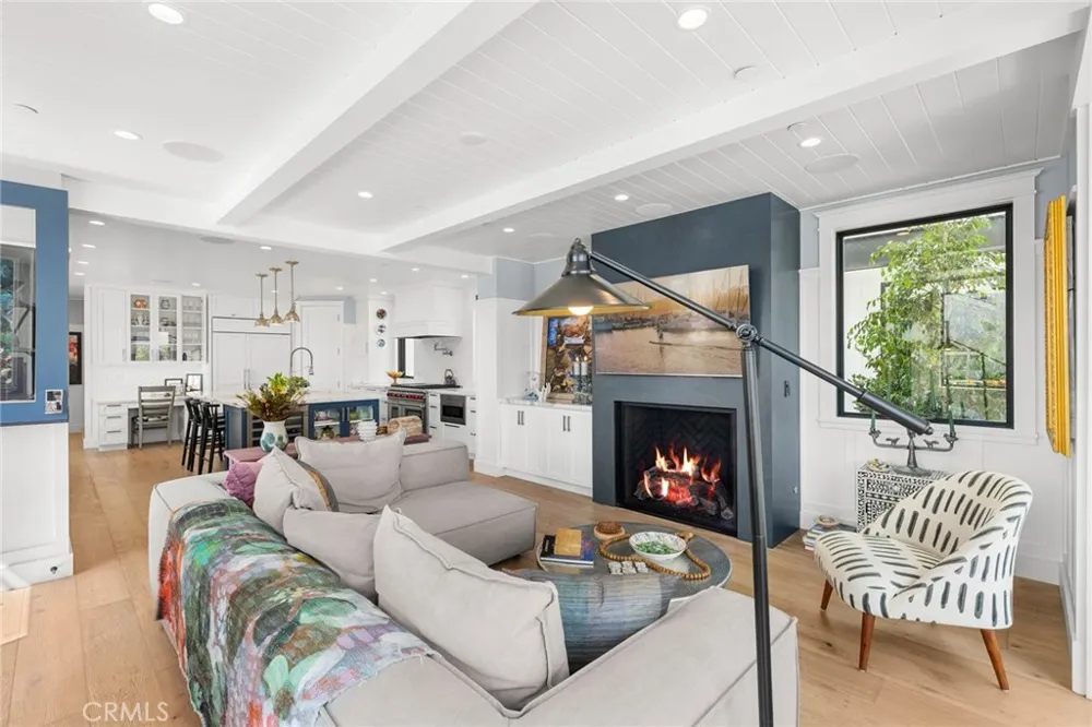201 Opal Avenue Newport Beach, CA 92662