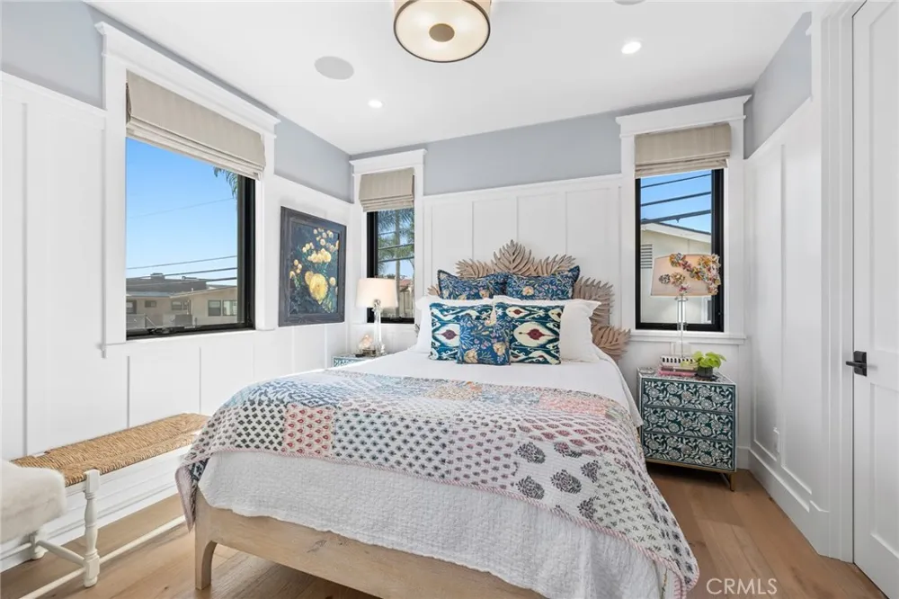 201 Opal Avenue Newport Beach, CA 92662