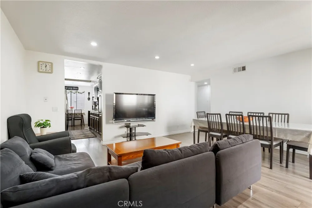 13825 Beaver Street #35 Sylmar, CA 91342