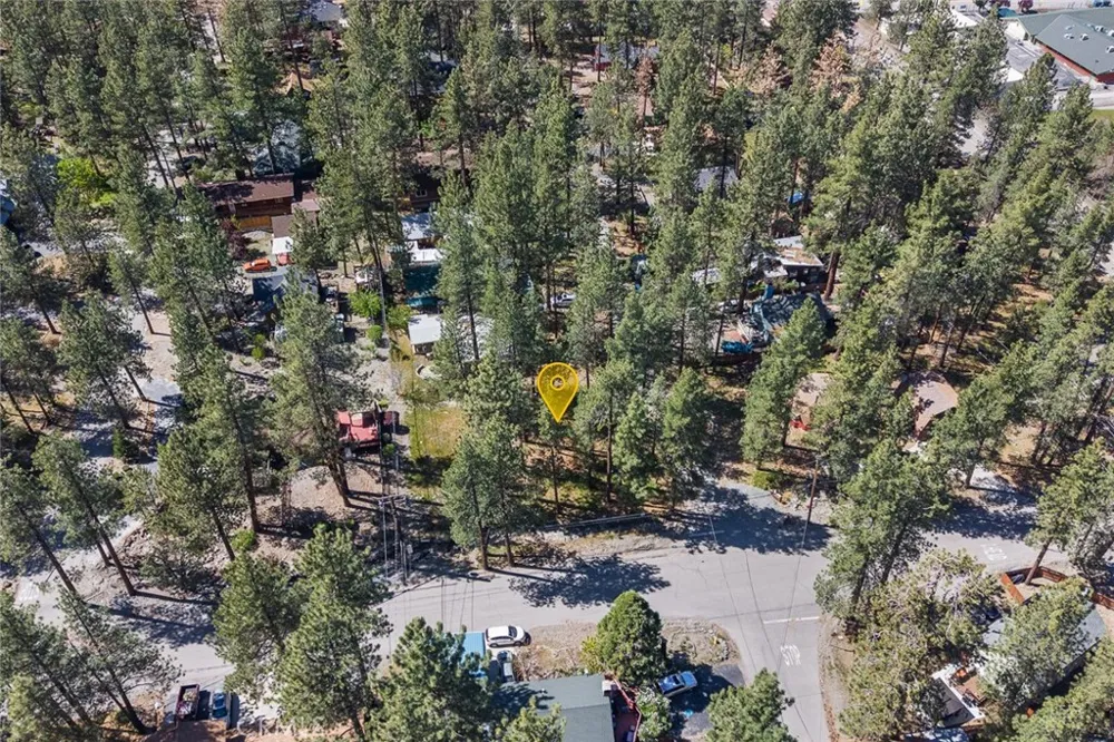 1179 Edna Wrightwood, CA 92397