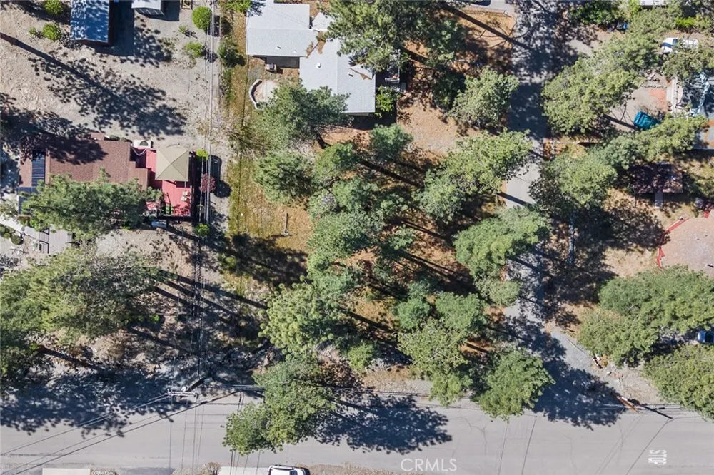 1179 Edna Wrightwood, CA 92397