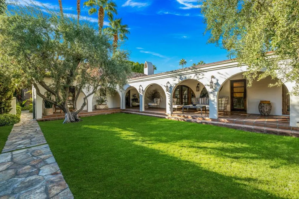 535 Belardo Road Palm Springs, CA 92262