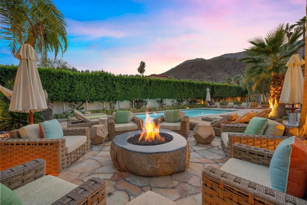 535 Belardo Road Palm Springs, CA 92262