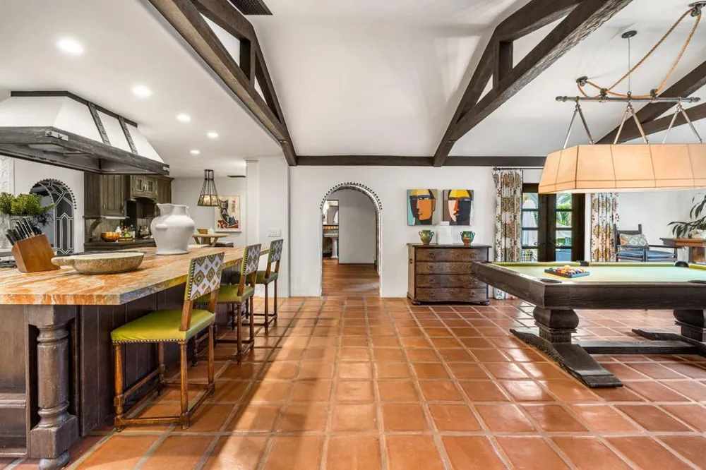 535 Belardo Road Palm Springs, CA 92262