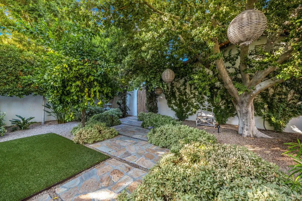 535 Belardo Road Palm Springs, CA 92262