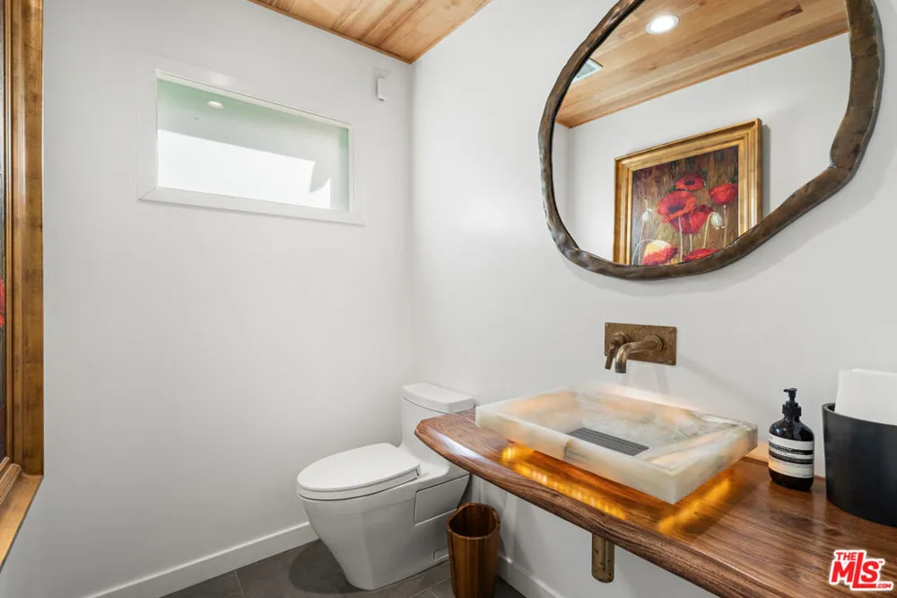 758 McCadden Place Hollywood, CA 90038