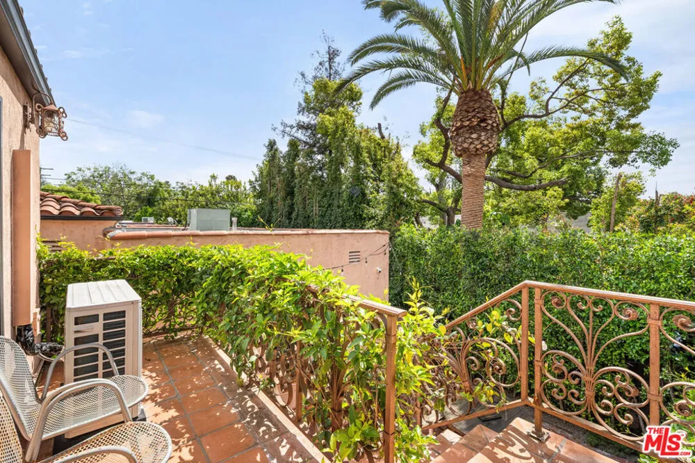 758 McCadden Place Hollywood, CA 90038
