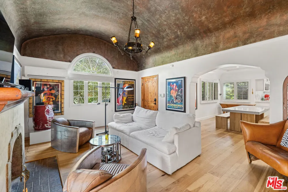 758 McCadden Place Hollywood, CA 90038