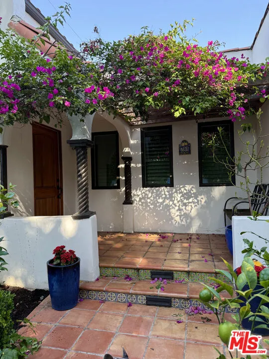 758 McCadden Place Hollywood, CA 90038