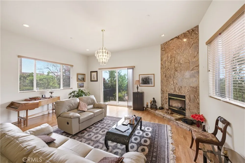 150 SUMMIT DRIVE West Hills, CA 91304