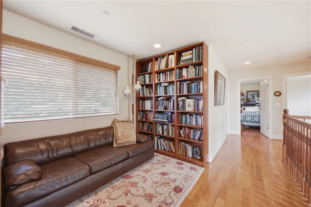 150 SUMMIT DRIVE West Hills, CA 91304