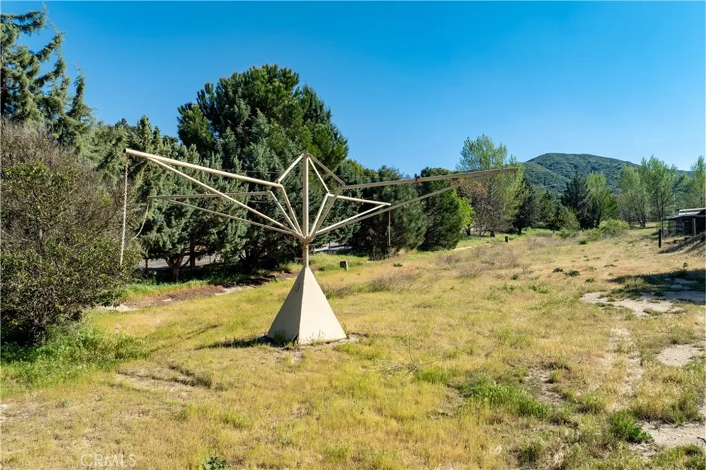 42135 San Francisquito Canyon Rd Lake Hughes, CA 93532