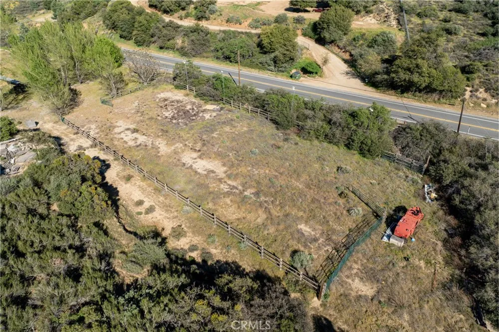 42135 San Francisquito Canyon Rd Lake Hughes, CA 93532