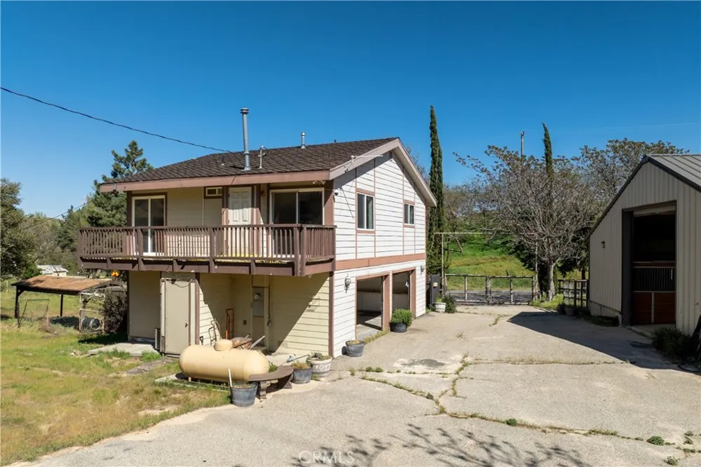 42135 San Francisquito Canyon Rd Lake Hughes, CA 93532