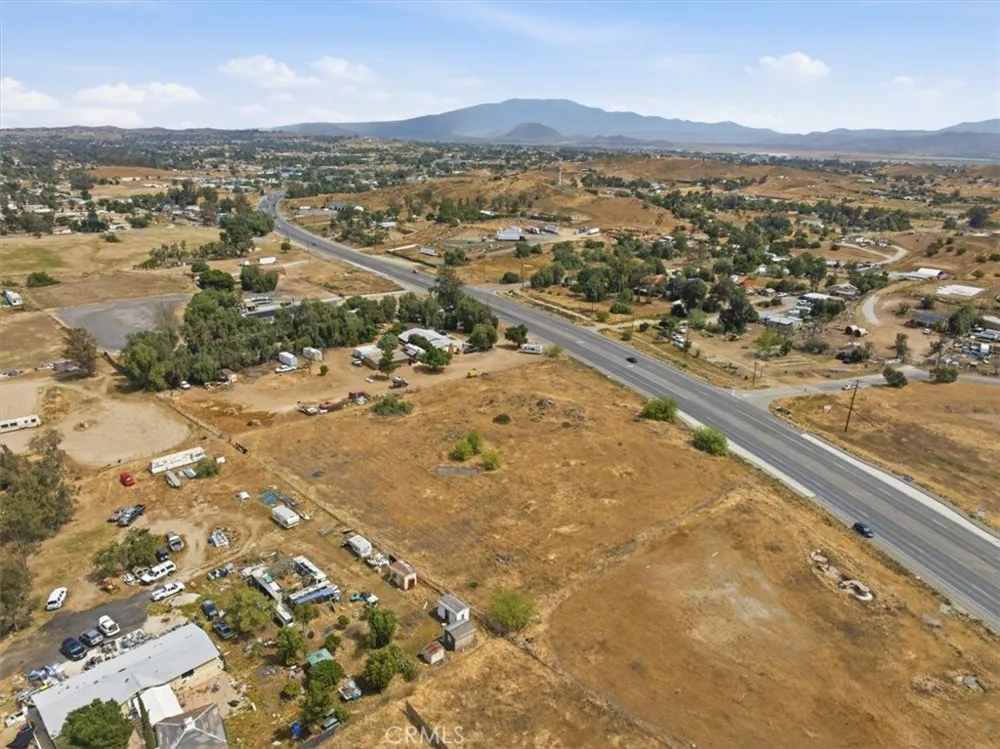 25605 State Highway 74 Perris, CA 92570