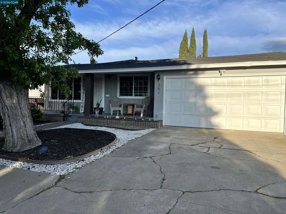 251 Rose Ann Ave. Pittsburg, CA 94565