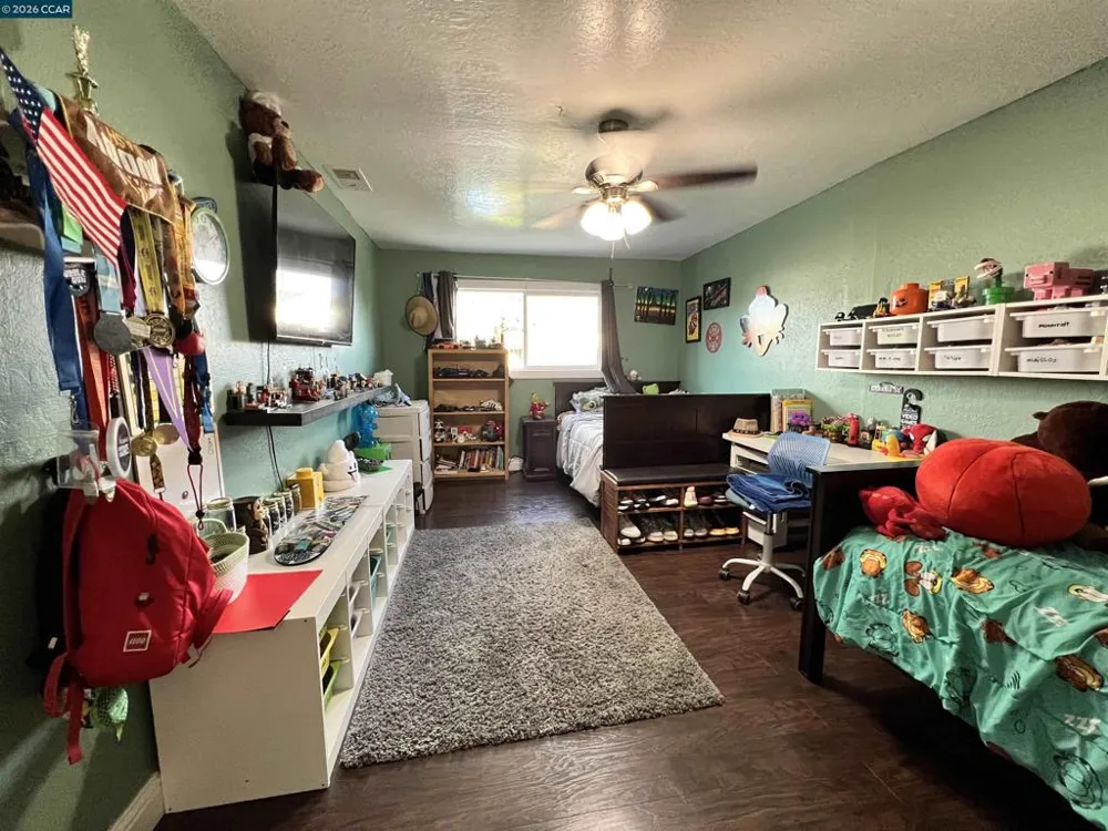 251 Rose Ann Ave. Pittsburg, CA 94565