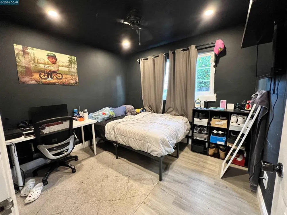 251 Rose Ann Ave. Pittsburg, CA 94565
