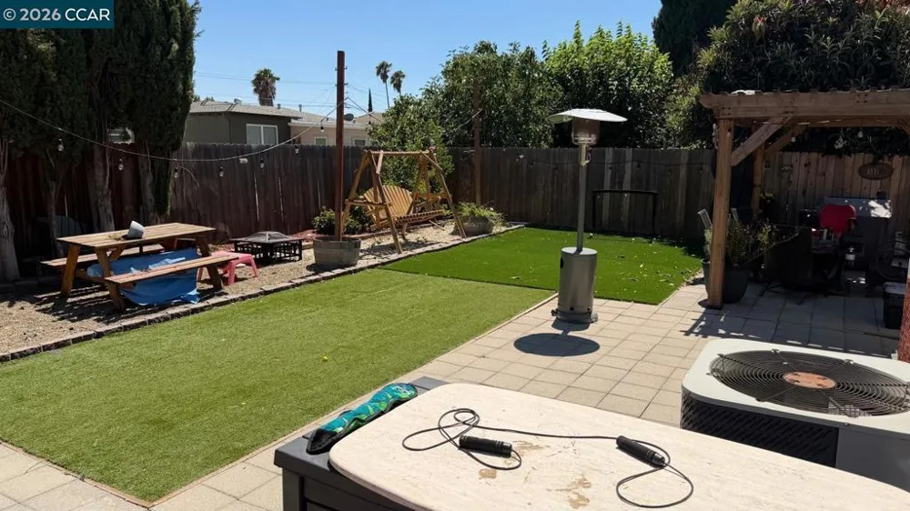 251 Rose Ann Ave. Pittsburg, CA 94565