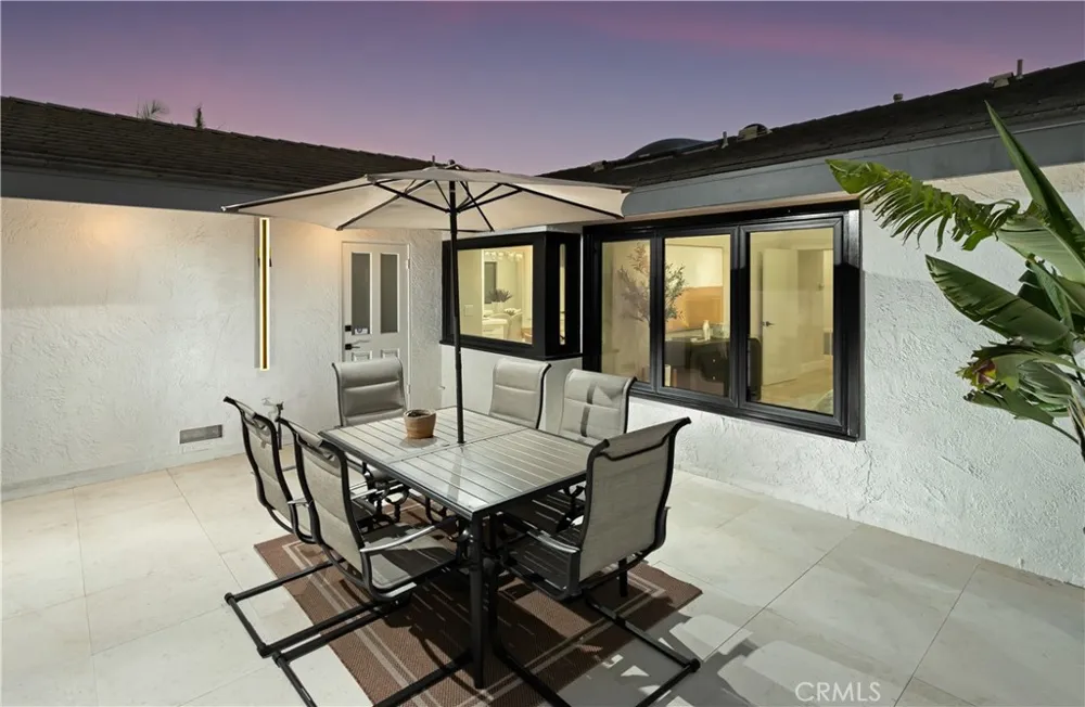 10 White Water Drive Corona del Mar, CA 92625
