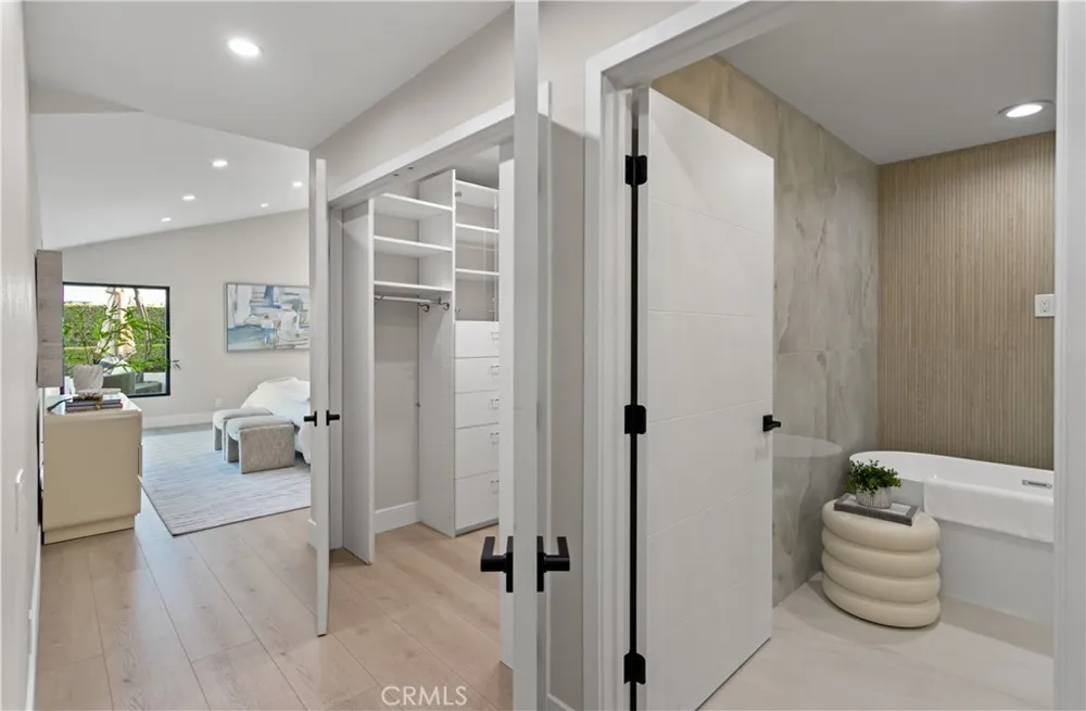 10 White Water Drive Corona del Mar, CA 92625