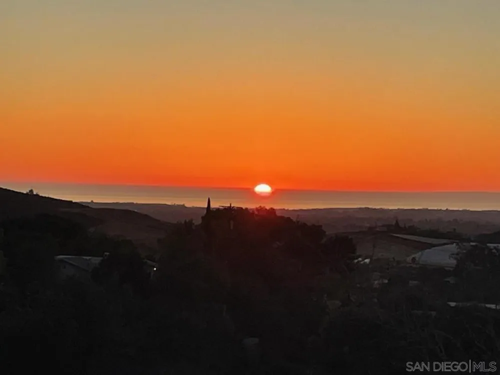 3038 Joni San Marcos, CA 92069