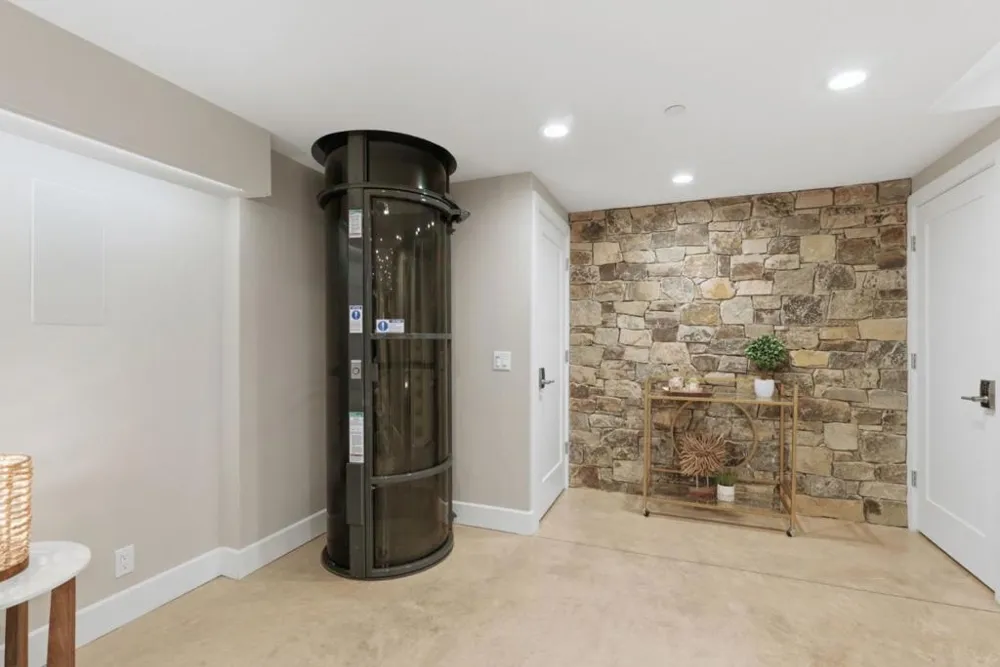 2974 E Cliff Drive Santa Cruz, CA 95062