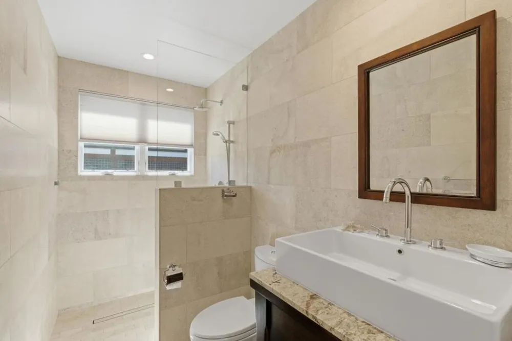 2974 E Cliff Drive Santa Cruz, CA 95062