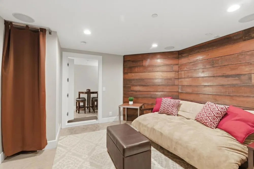 2974 E Cliff Drive Santa Cruz, CA 95062