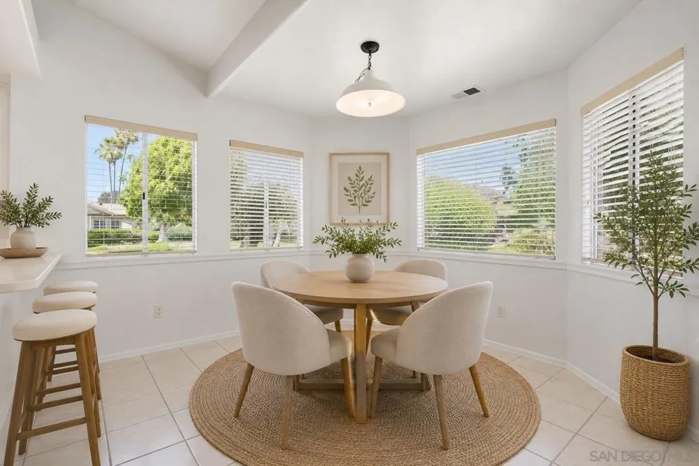 65 Via Casitas Bonsall, CA 92003