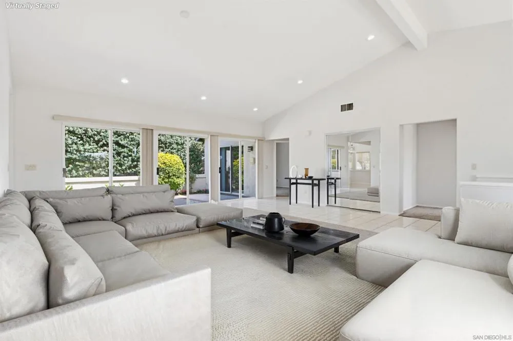 65 Via Casitas Bonsall, CA 92003