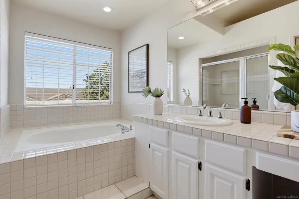 65 Via Casitas Bonsall, CA 92003