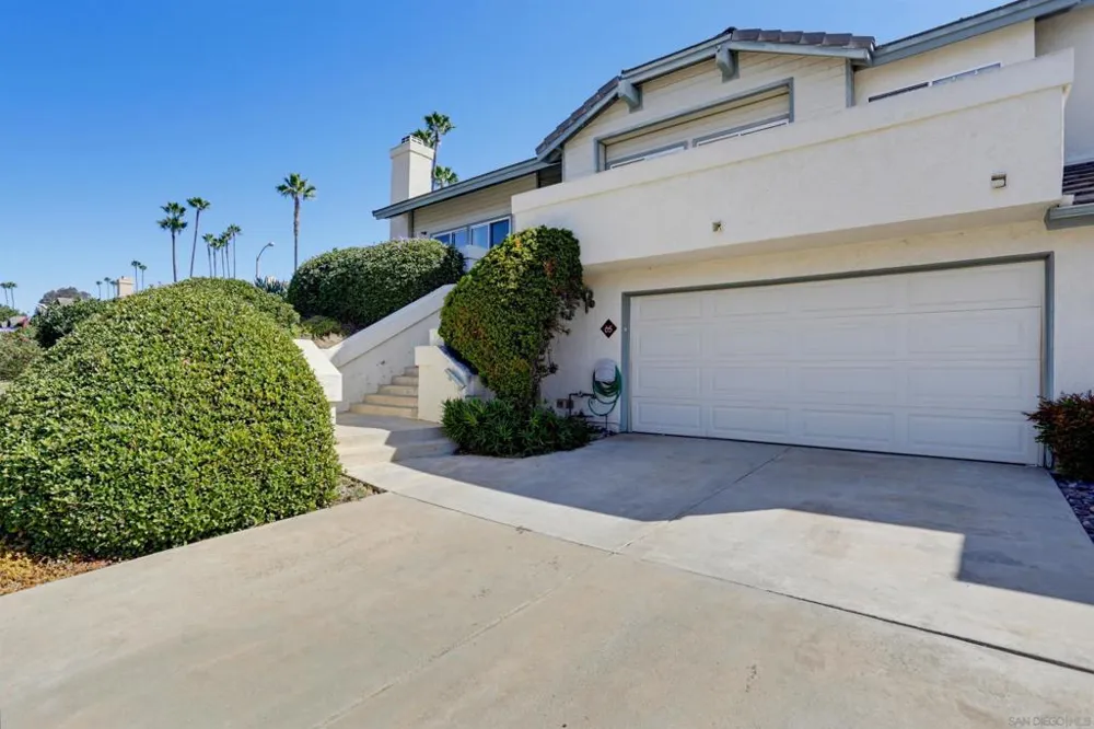 65 Via Casitas Bonsall, CA 92003