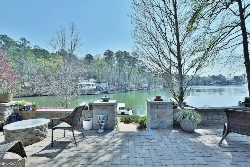 239 Robin DR Hamilton, GA 31811
